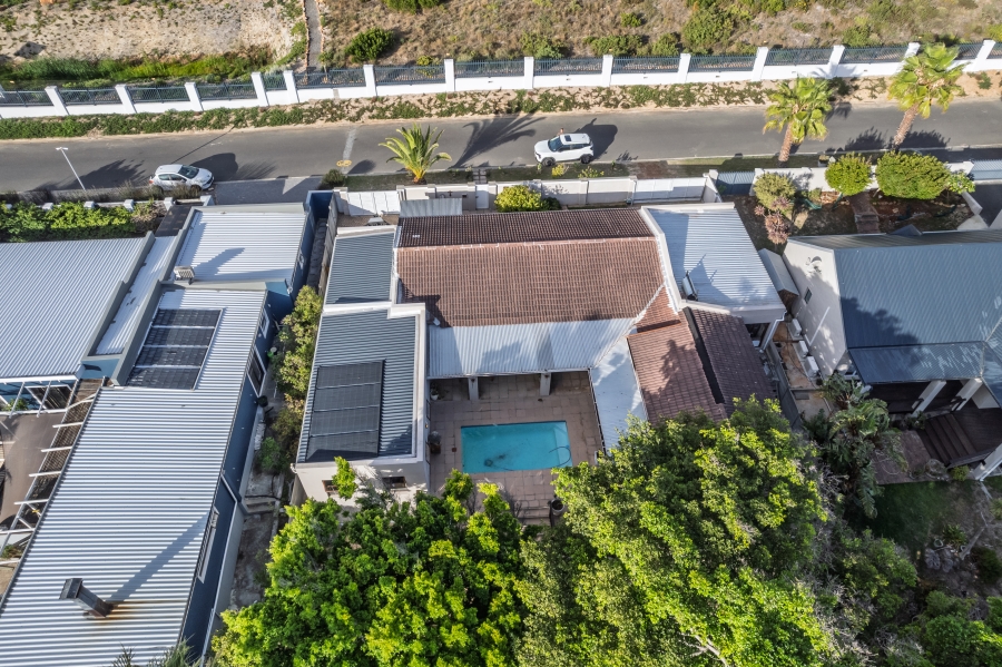 3 Bedroom Property for Sale in Capri Western Cape